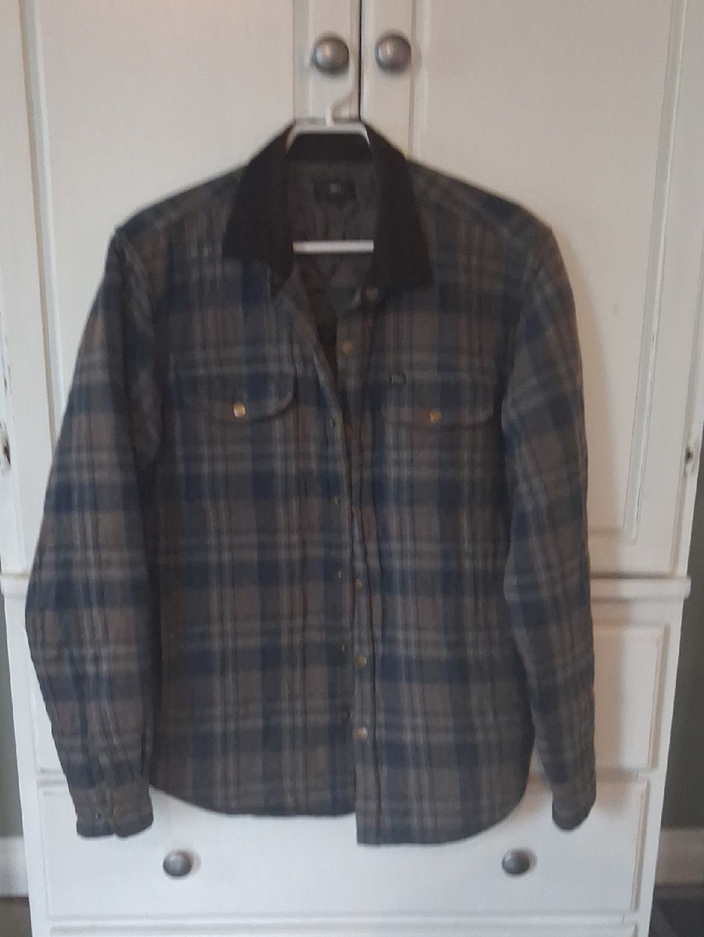 Obey Men's Plaid Jacket in Navy and Grey Black